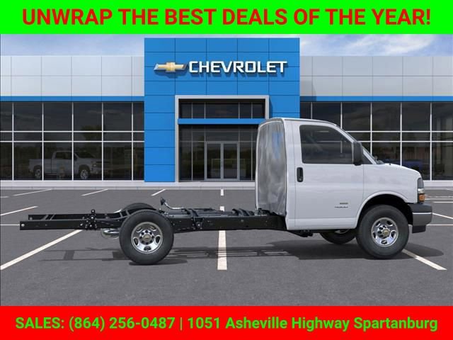 New 2025 Chevrolet Express 3500 w/ Power Convenience Package image 5