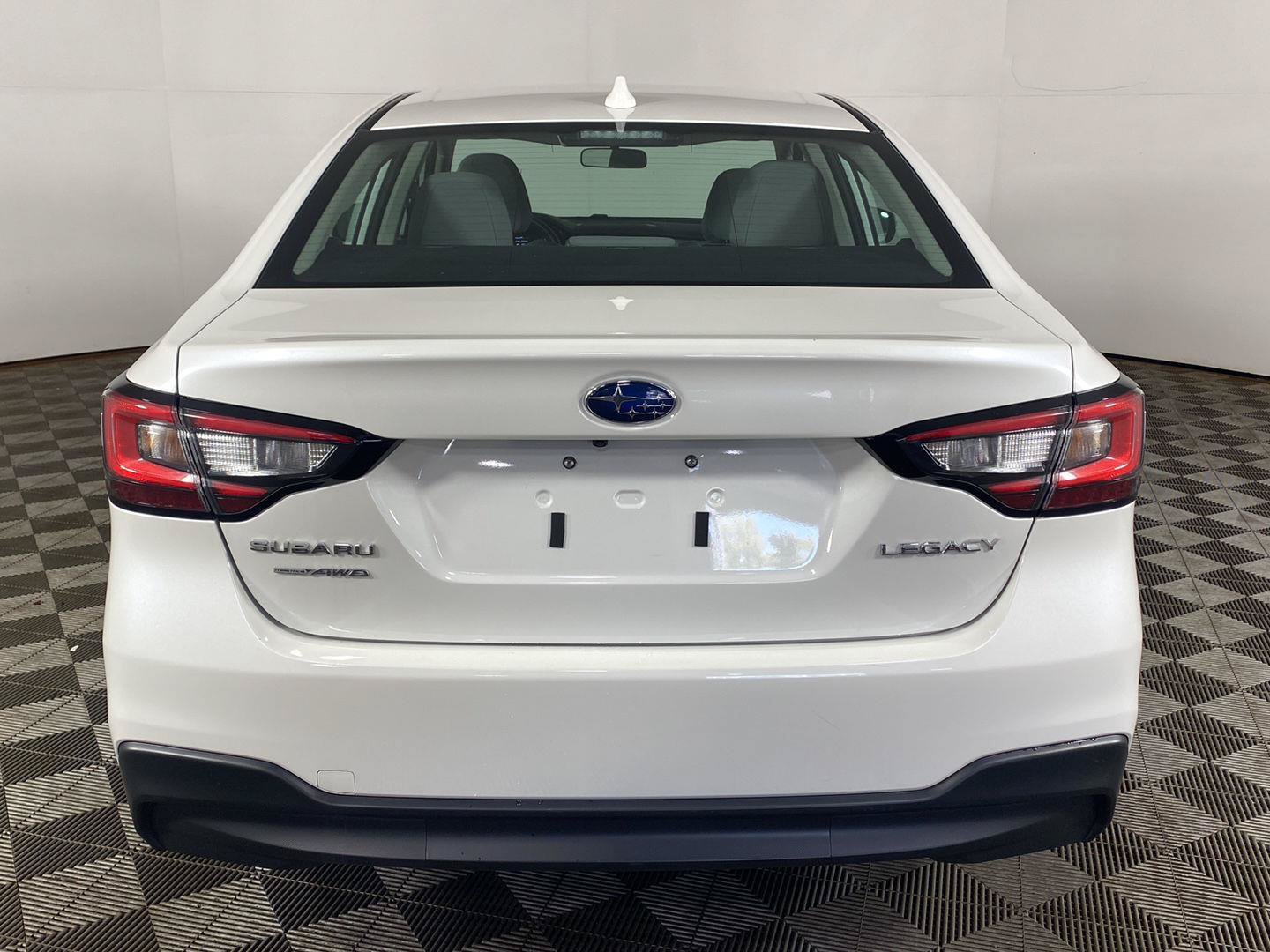 Used 2025 Subaru Legacy Premium AWD/4WD image 6