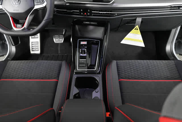 New 2026 Volkswagen GTI SE FWD image 17