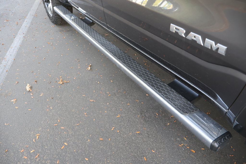 Used 2019 RAM 1500 Laramie AWD/4WD image 63