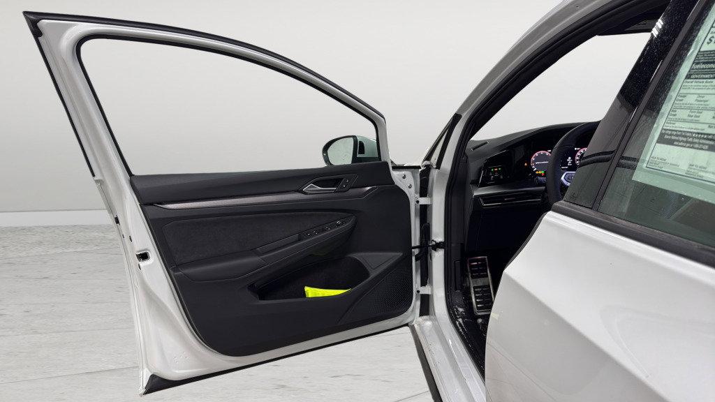 New 2026 Volkswagen GTI SE image 13