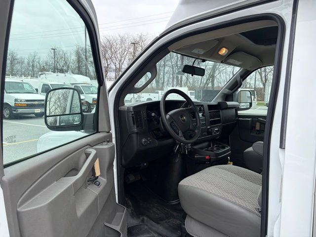 New 2025 Chevrolet Express 3500 w/ Power Convenience Package image 14