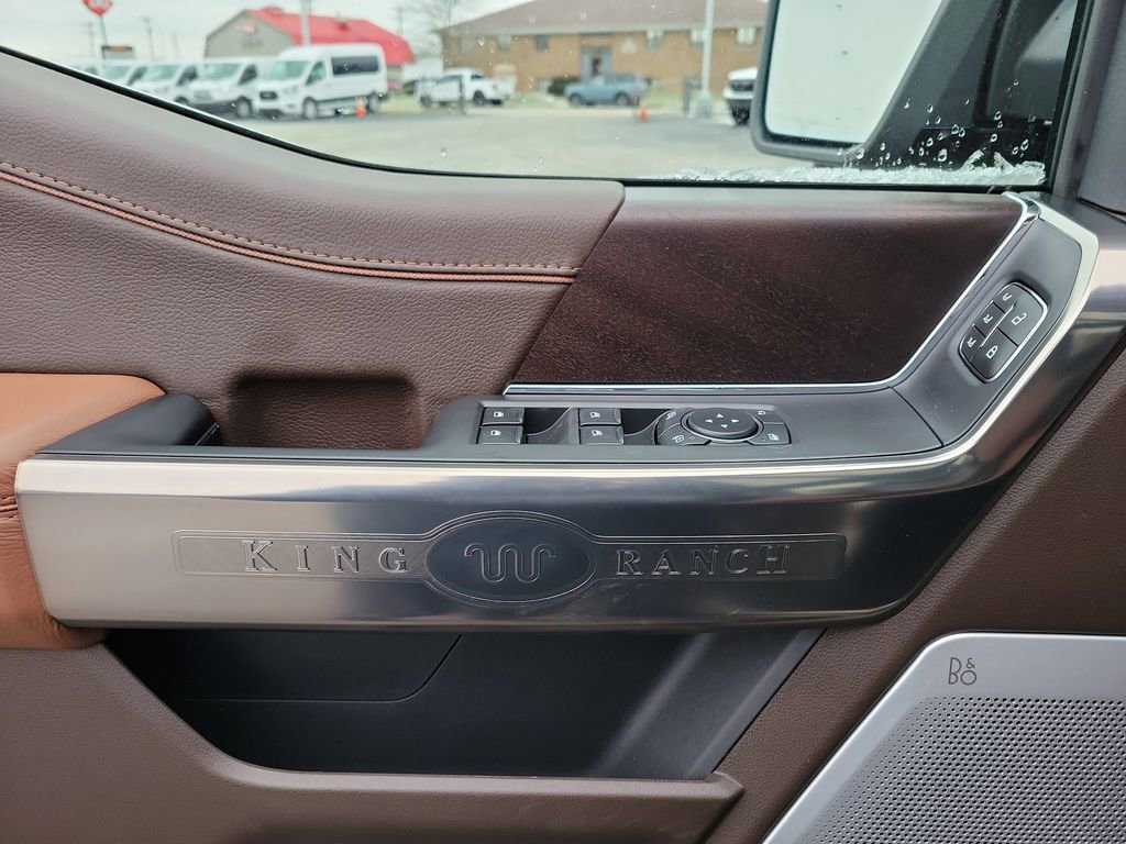 New 2026 Ford F150 King Ranch w/ Equipment Group 601A High image 18