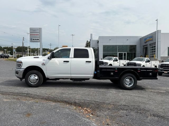 New 2026 RAM 3500 Tradesman w/ Chrome Appearance Group A AWD/4WD image 3