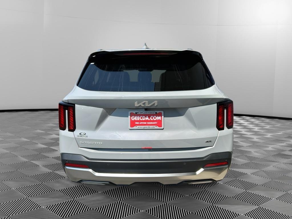 New 2026 Kia Sorento S AWD/4WD image 5