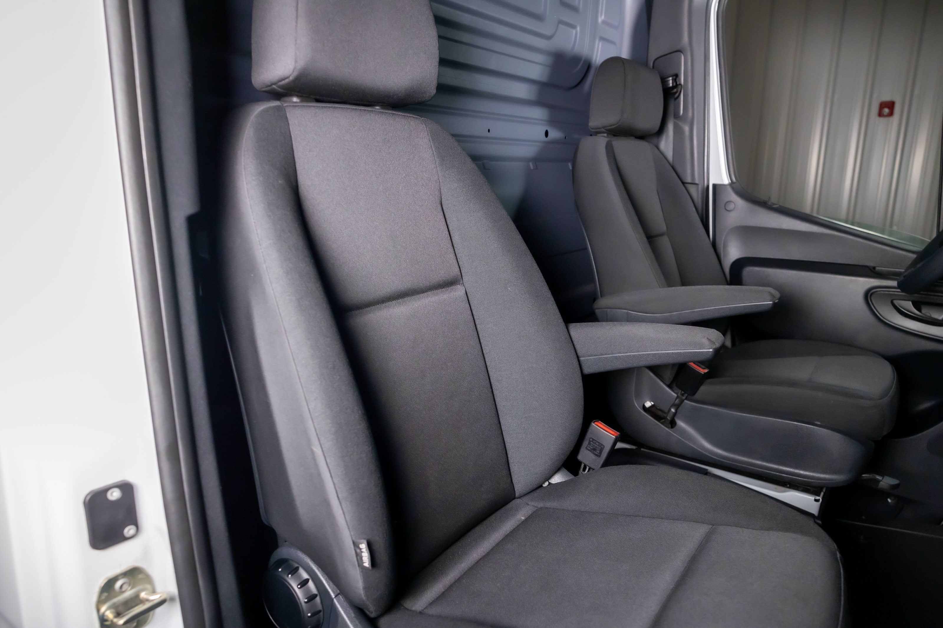 Used 2023 Mercedes-Benz Sprinter 2500 image 13