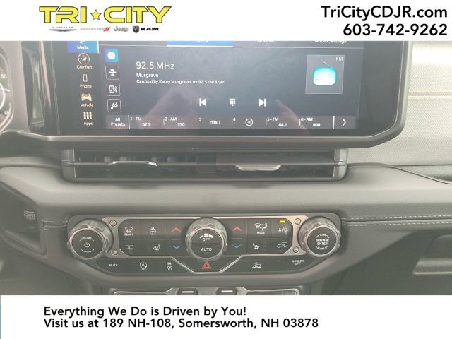 New 2024 Jeep Wrangler Sahara image 40