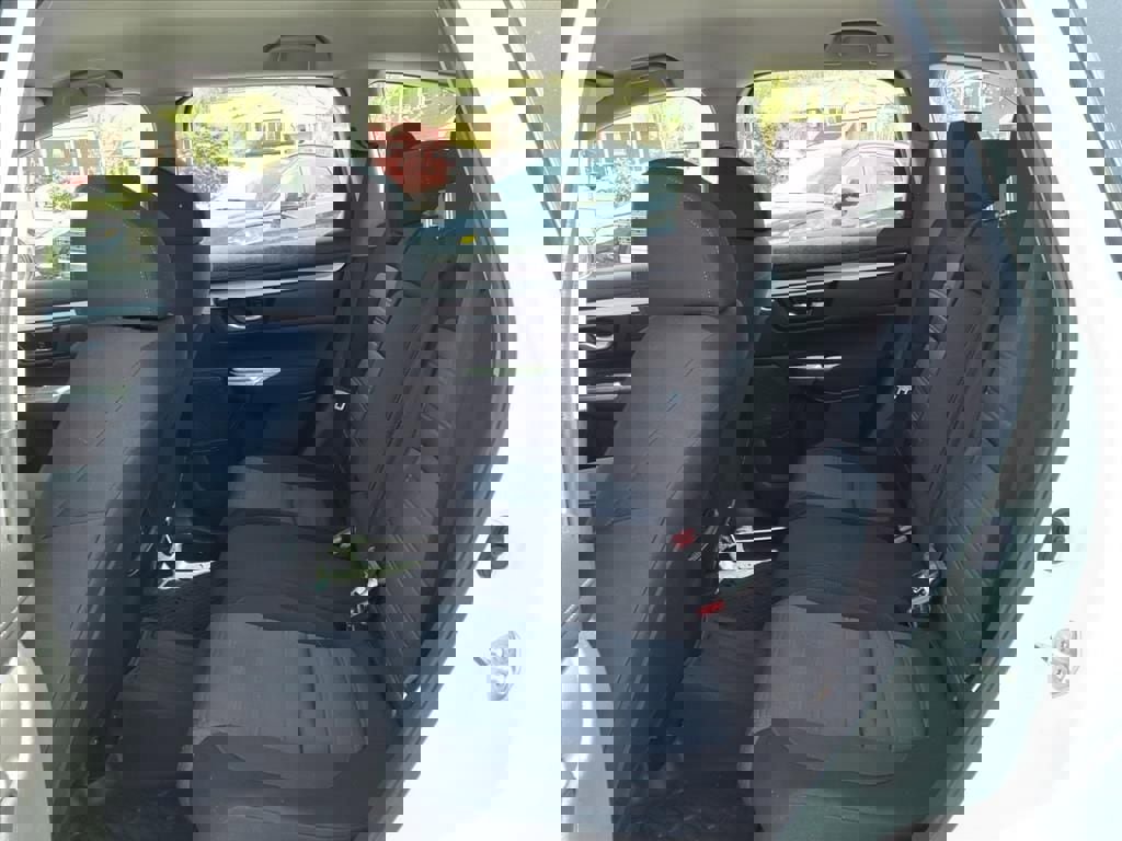 Used 2021 Honda CR-V Special Edition image 4