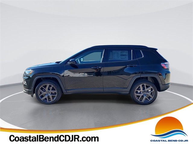 New 2026 Jeep Compass Latitude