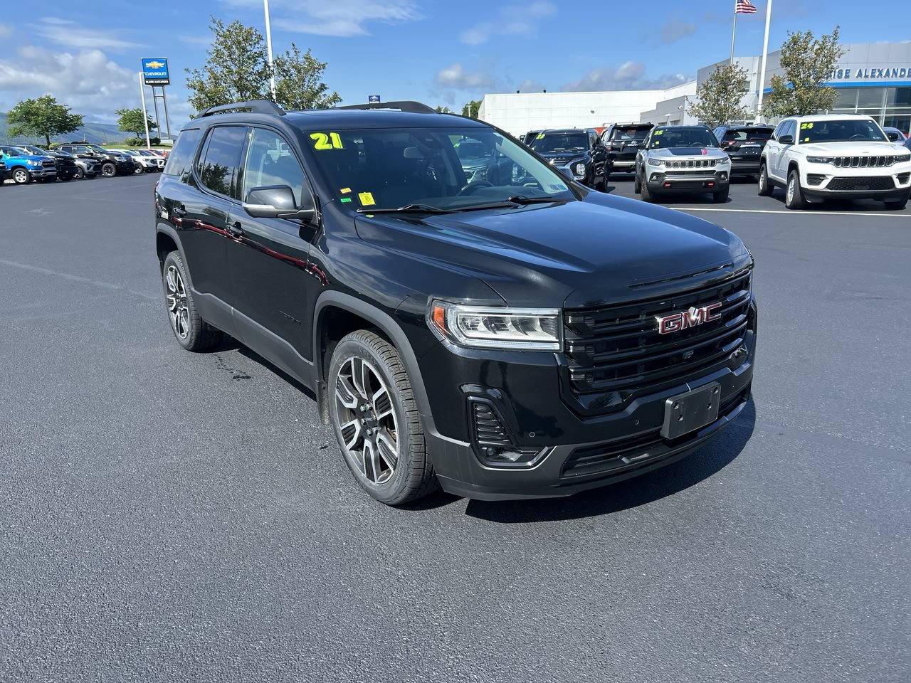 Used 2021 GMC Acadia SLT w/ Elevation Edition