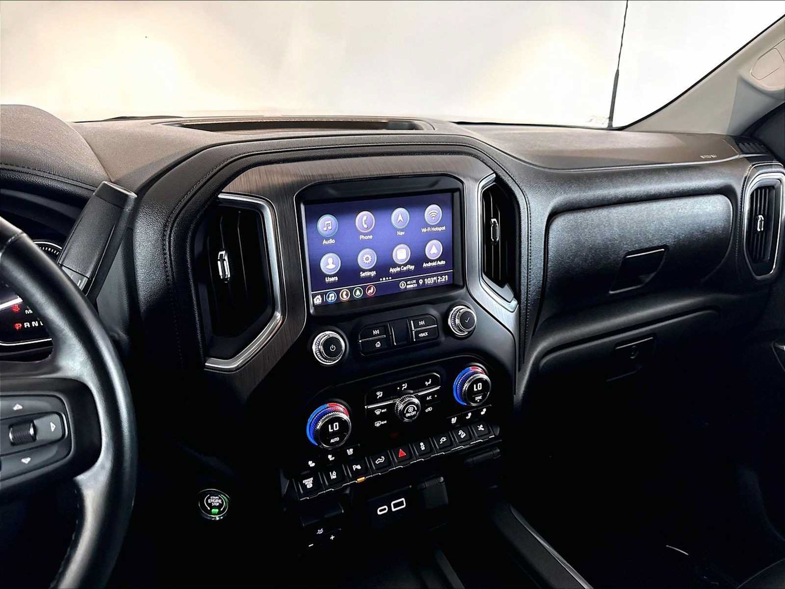 Used 2023 GMC Sierra 3500 Denali w/ Denali Ultimate Package AWD/4WD image 19