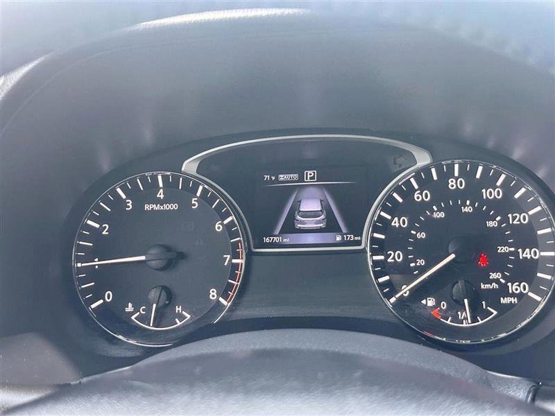 Used 2017 Nissan Pathfinder SV w/ Trailer Tow Package AWD/4WD image 23