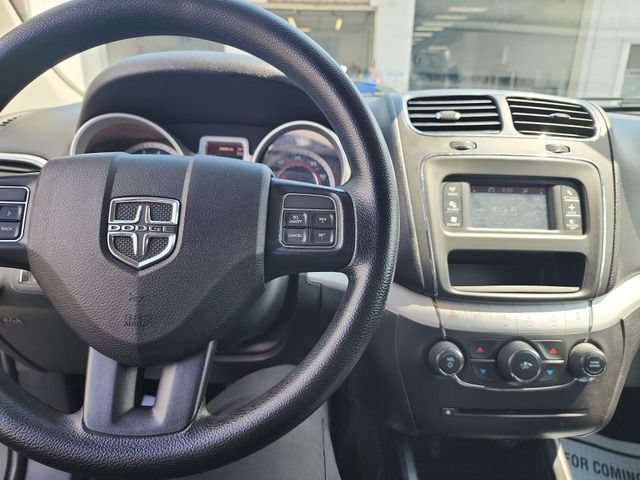 Used 2020 Dodge Journey SE w/ Blacktop Package FWD image 18