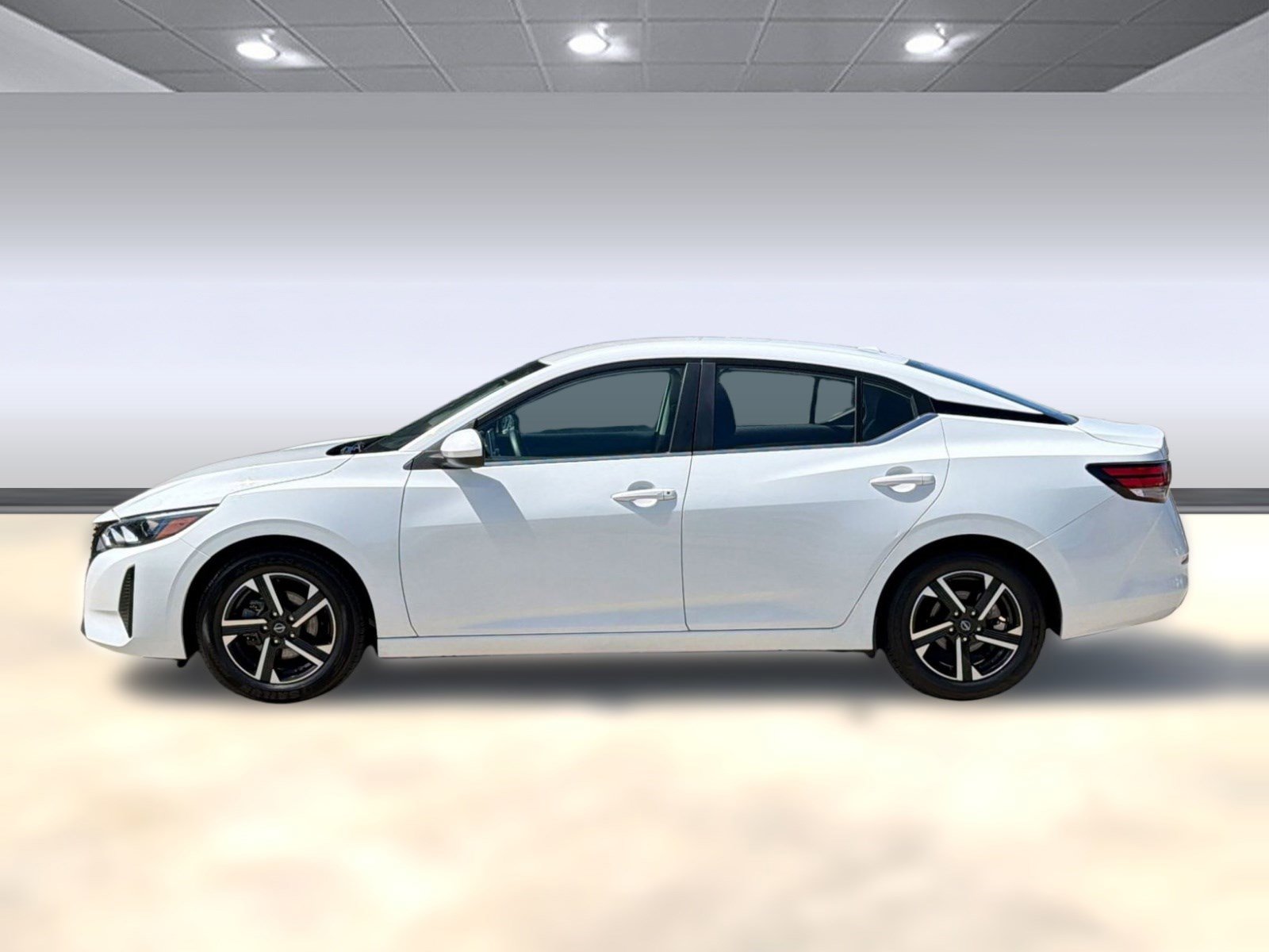 Used 2024 Nissan Sentra SV image 2