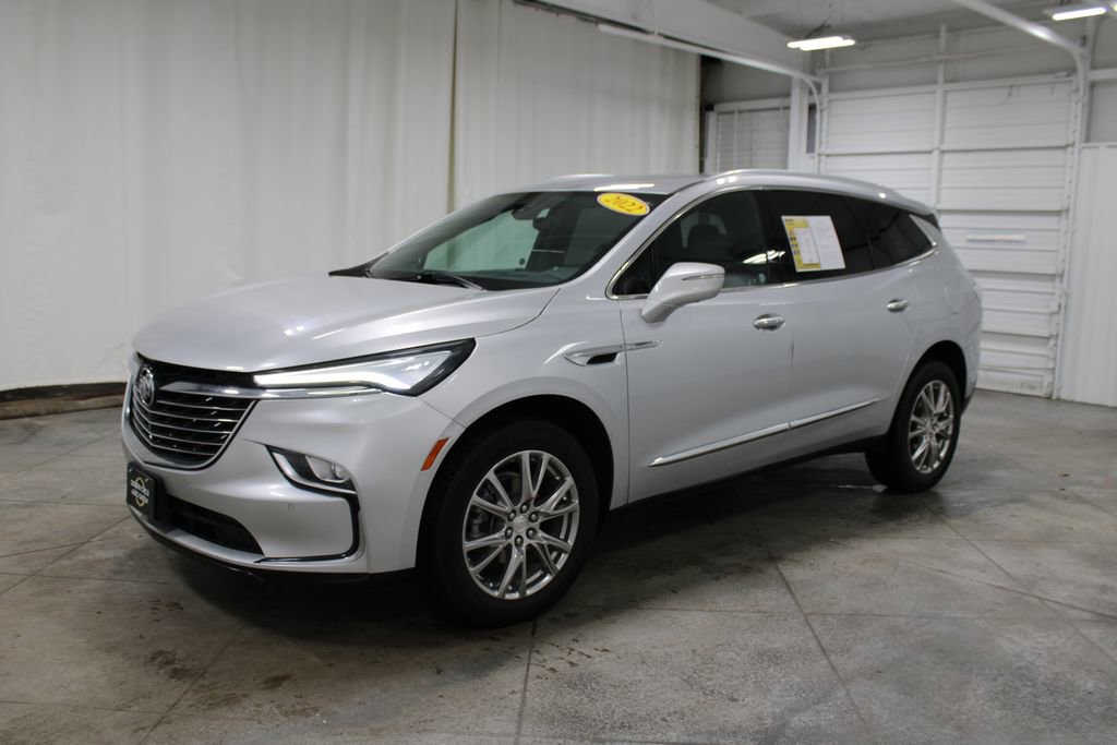 Used 2022 Buick Enclave Premium image 4