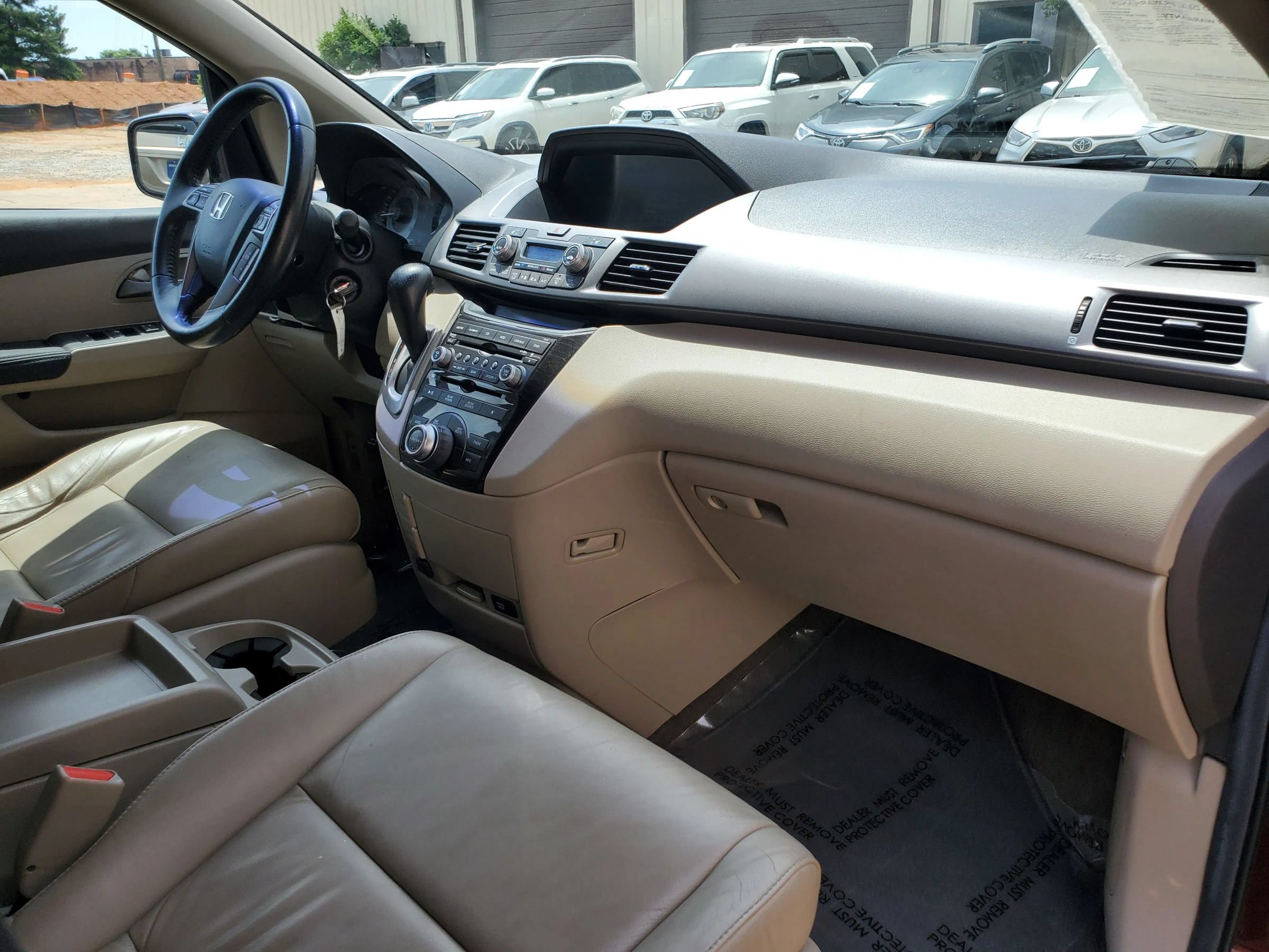 Used 2012 Honda Odyssey Touring image 3