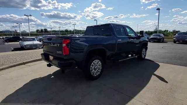 Used 2022 Chevrolet Silverado 3500 High Country w/ Safety Package II AWD/4WD image 8