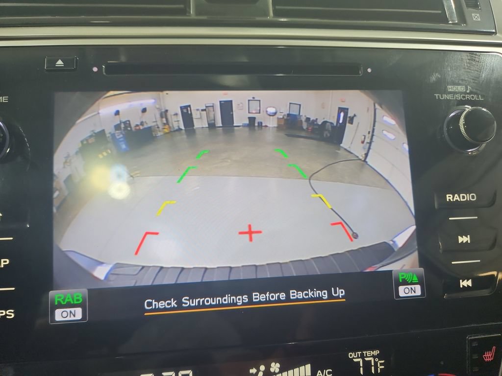 Used 2018 Subaru Outback 3.6R Limited AWD/4WD image 21