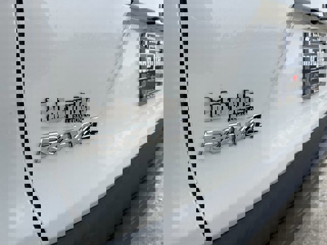 Used 2019 Toyota RAV4 Limited image 32