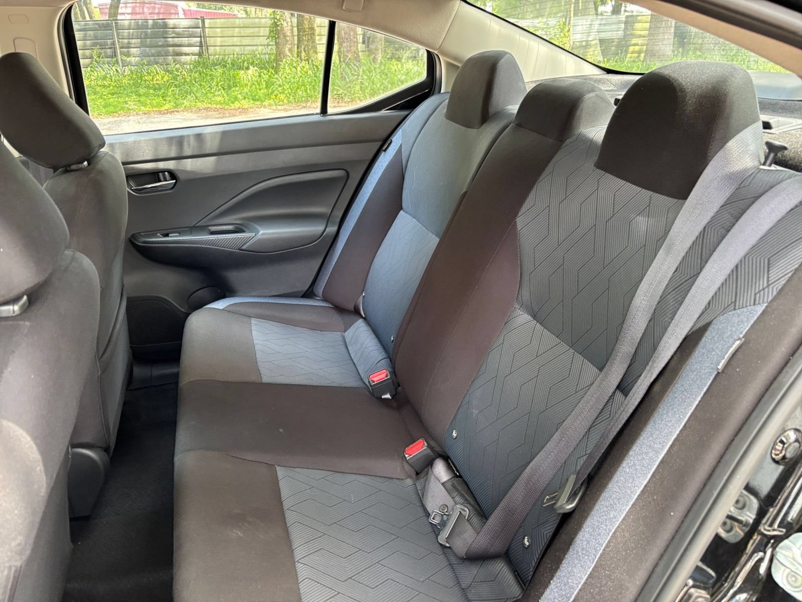 Used 2025 Nissan Versa SV FWD image 36