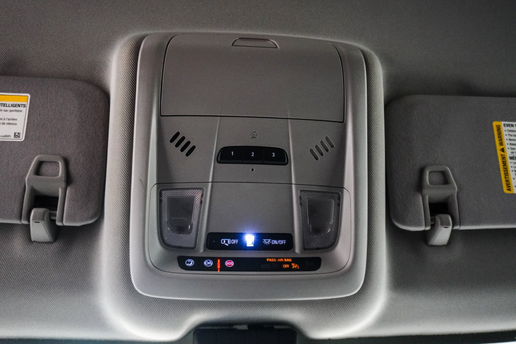Used 2020 Chevrolet Equinox LT AWD/4WD image 24