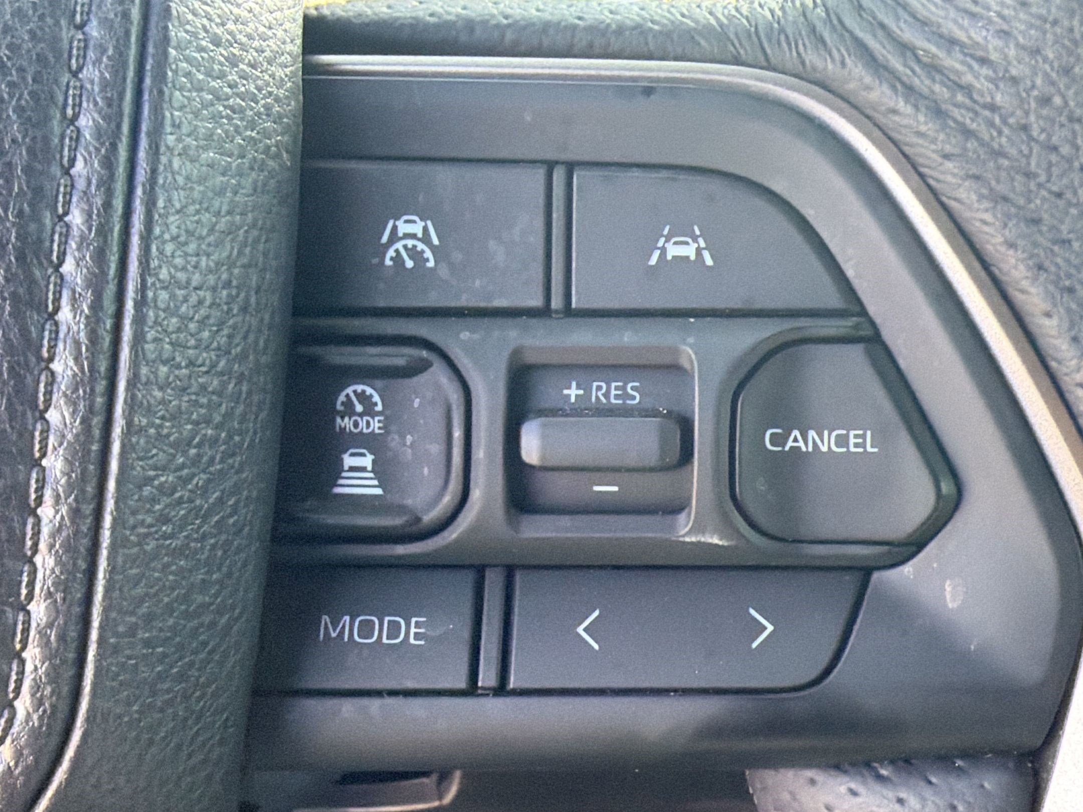 Used 2025 Toyota Tacoma TRD Sport AWD/4WD image 20