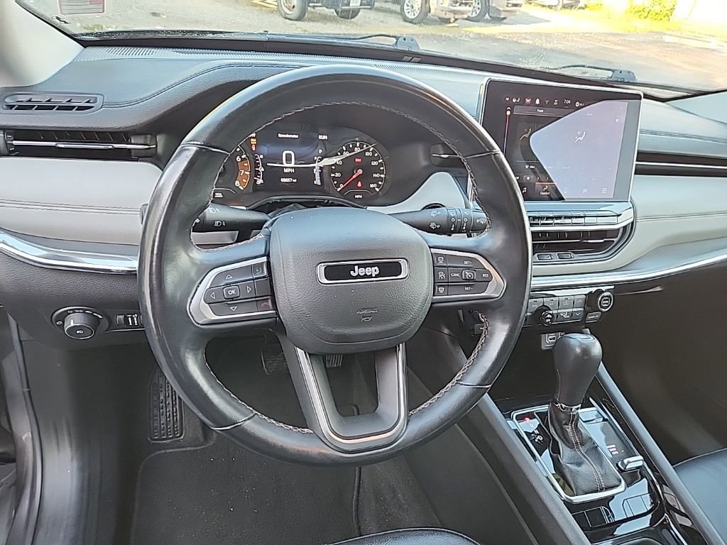 Used 2022 Jeep Compass Limited AWD/4WD image 12
