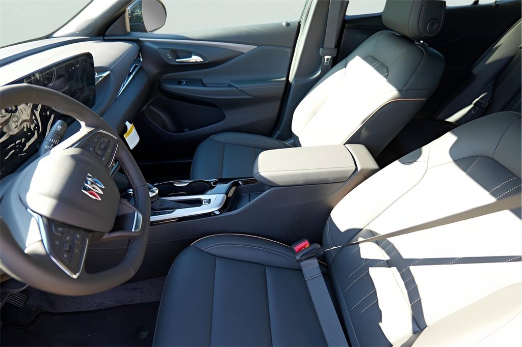 New 2026 Buick Envista Avenir image 9