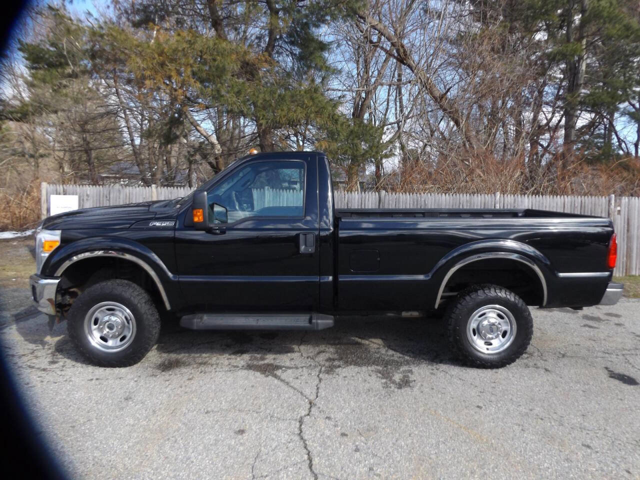 Used 2016 Ford F350 XL image 2