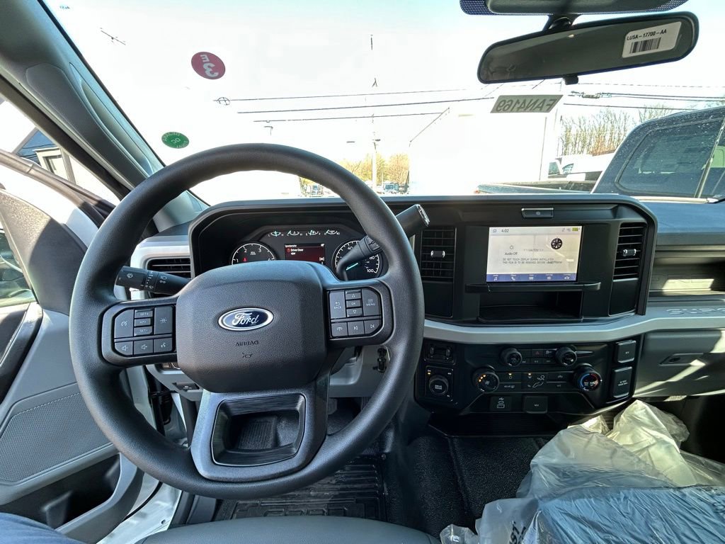 New 2026 Ford F550 4x4 Supercab Super Duty image 18