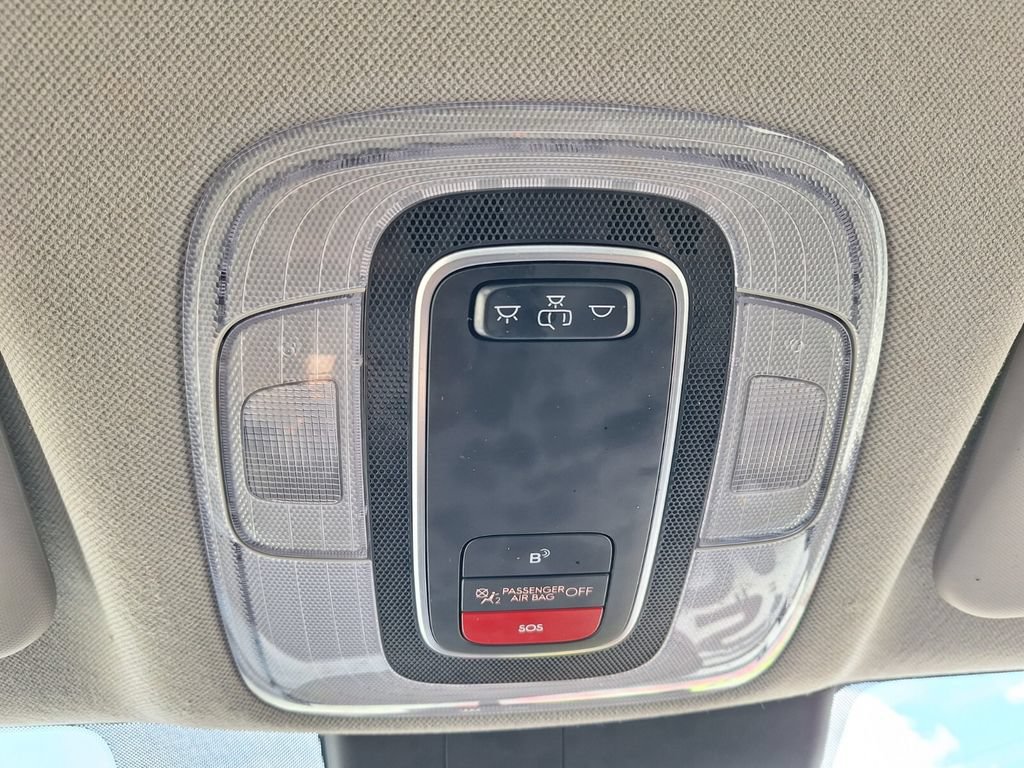 Used 2024 Hyundai Elantra Blue FWD image 18