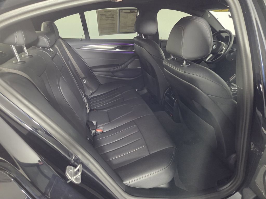 Used 2023 BMW 530i w/ M Sport Package image 31