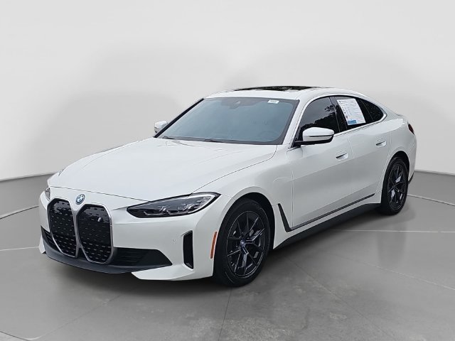Used 2022 BMW i4 eDrive40 w/ Premium Package RWD image 7