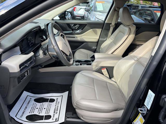 Used 2022 Lincoln Corsair AWD w/ Equipment Group 101A image 15