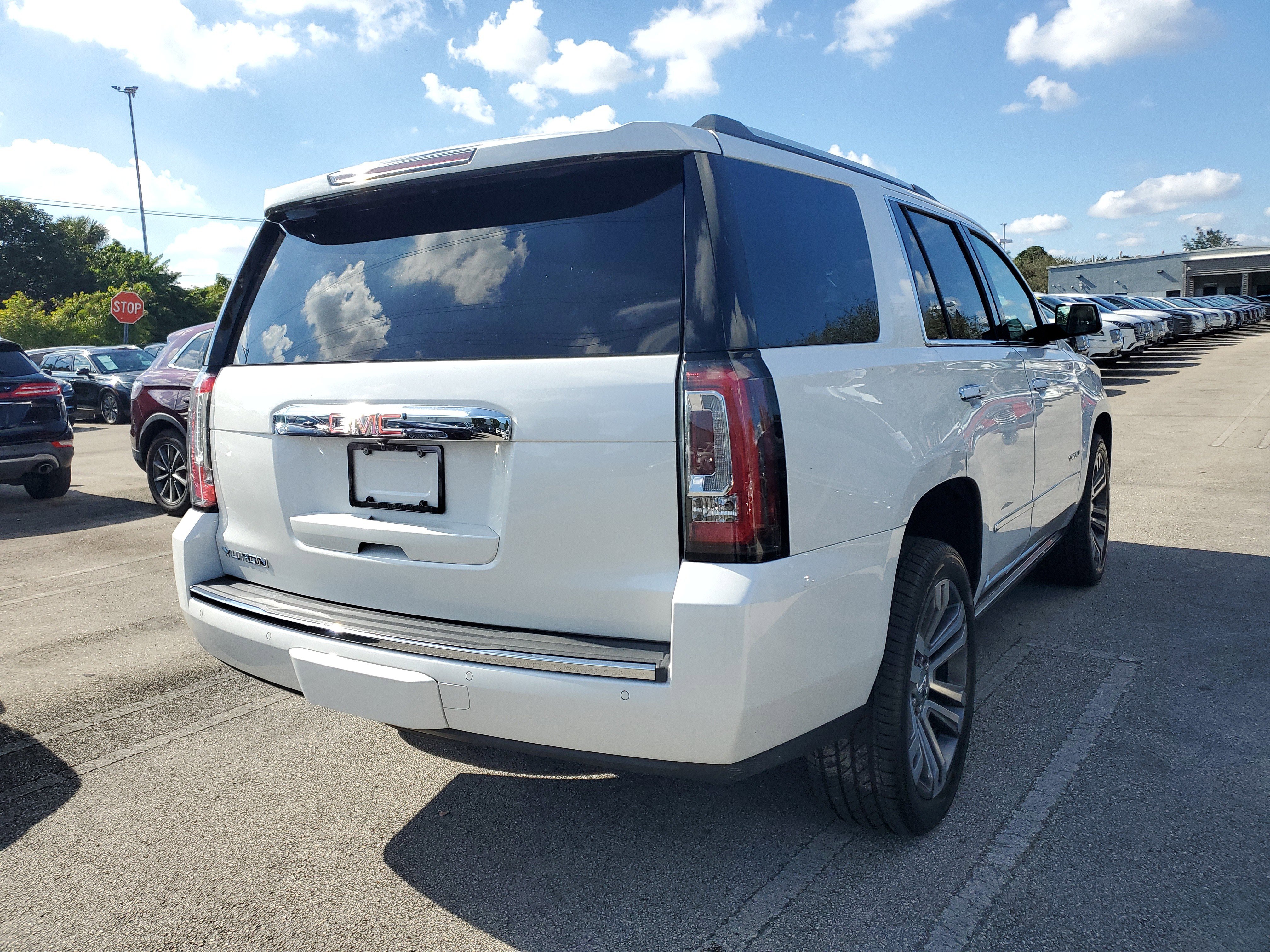 Used 2019 GMC Yukon Denali w/ Denali Ultimate Package image 6