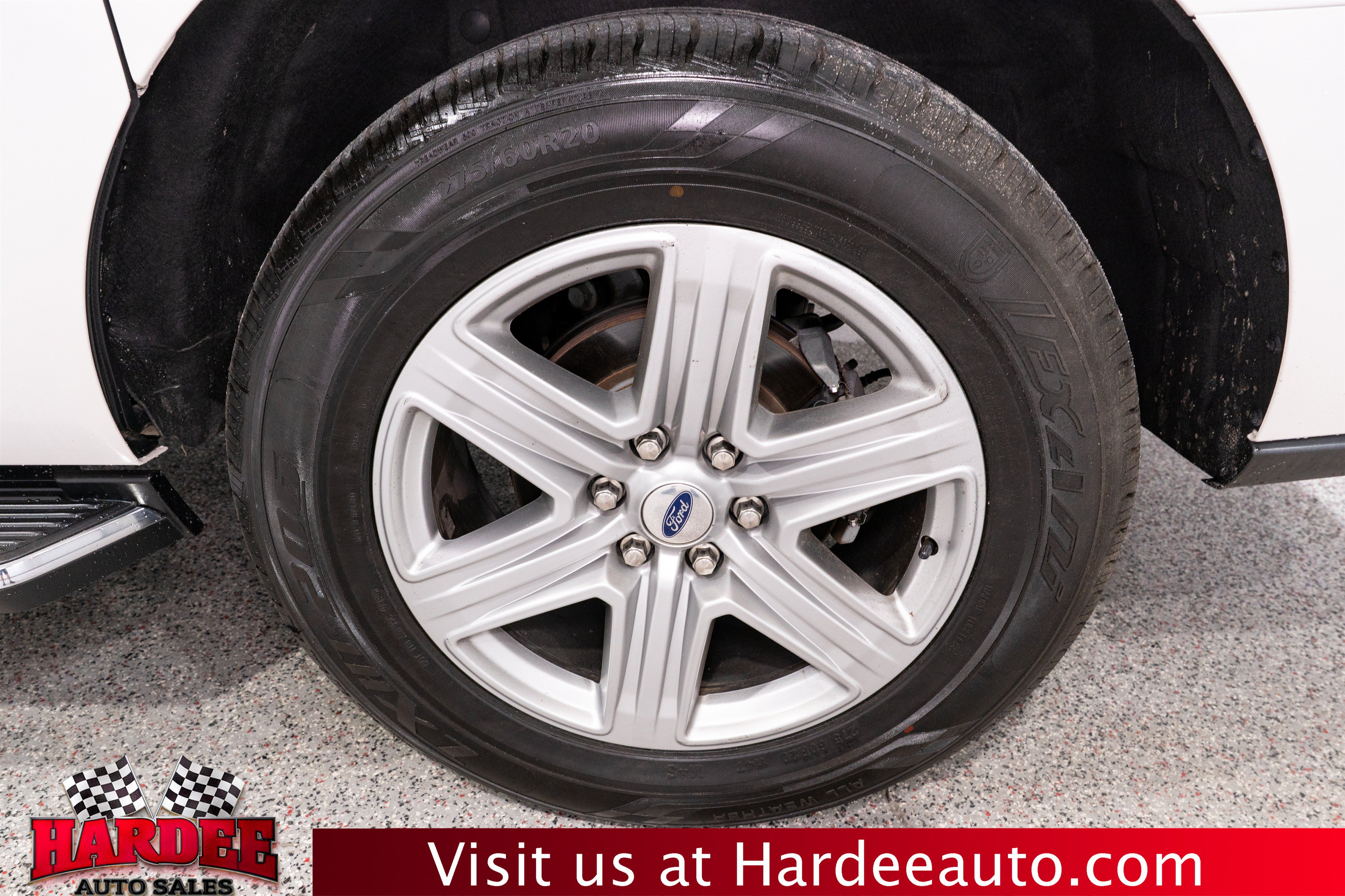 Used 2019 Ford Expedition Max XLT w/ Equipment Group 202A RWD image 10