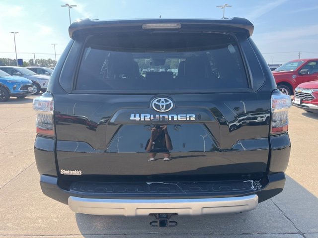Used 2020 Toyota 4Runner TRD Off-Road Premium image 5