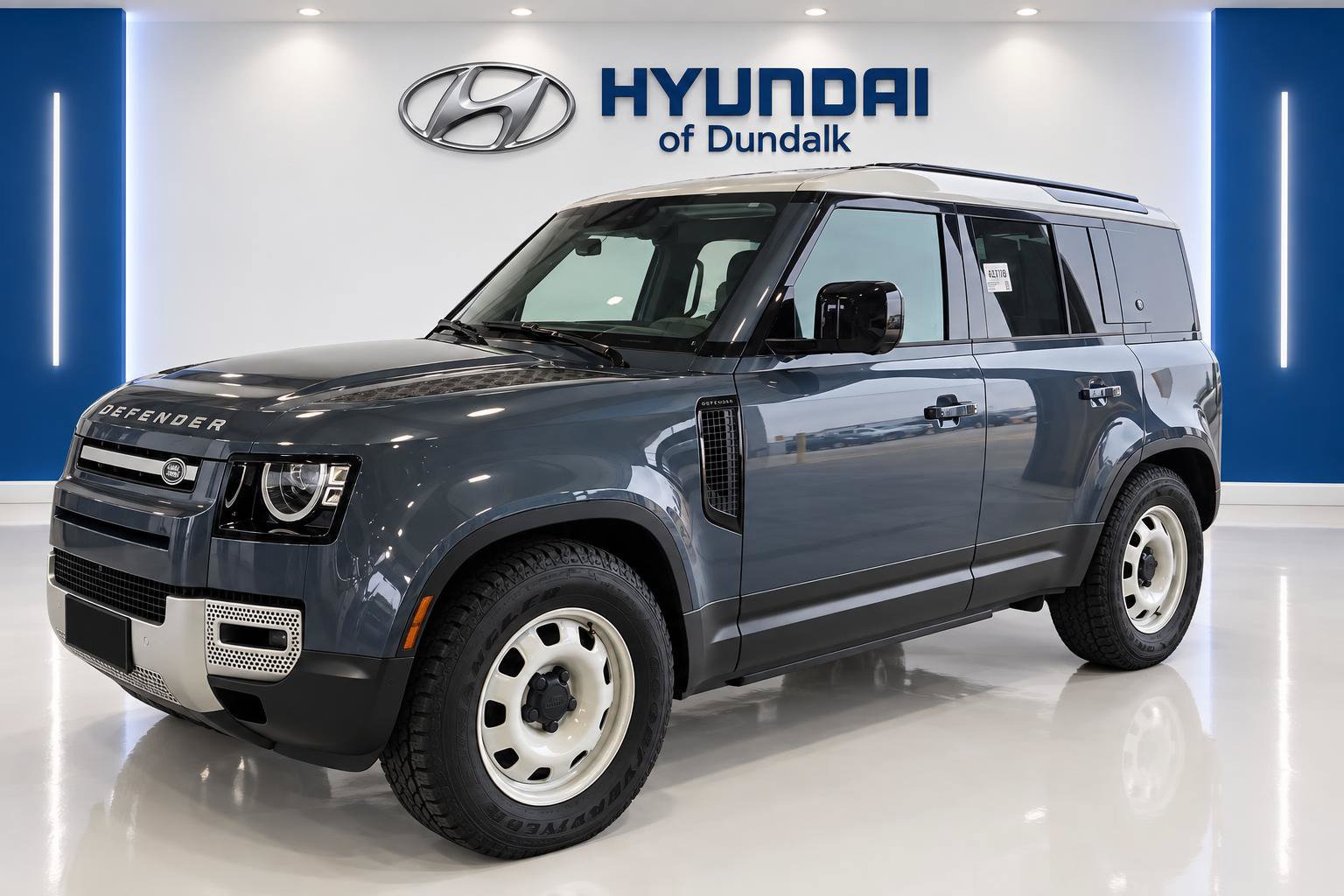 Used 2022 Land Rover Defender 110 S AWD/4WD image 1