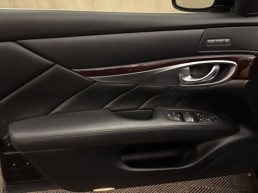 Used 2012 INFINITI M37 x w/ Premium Pkg image 10