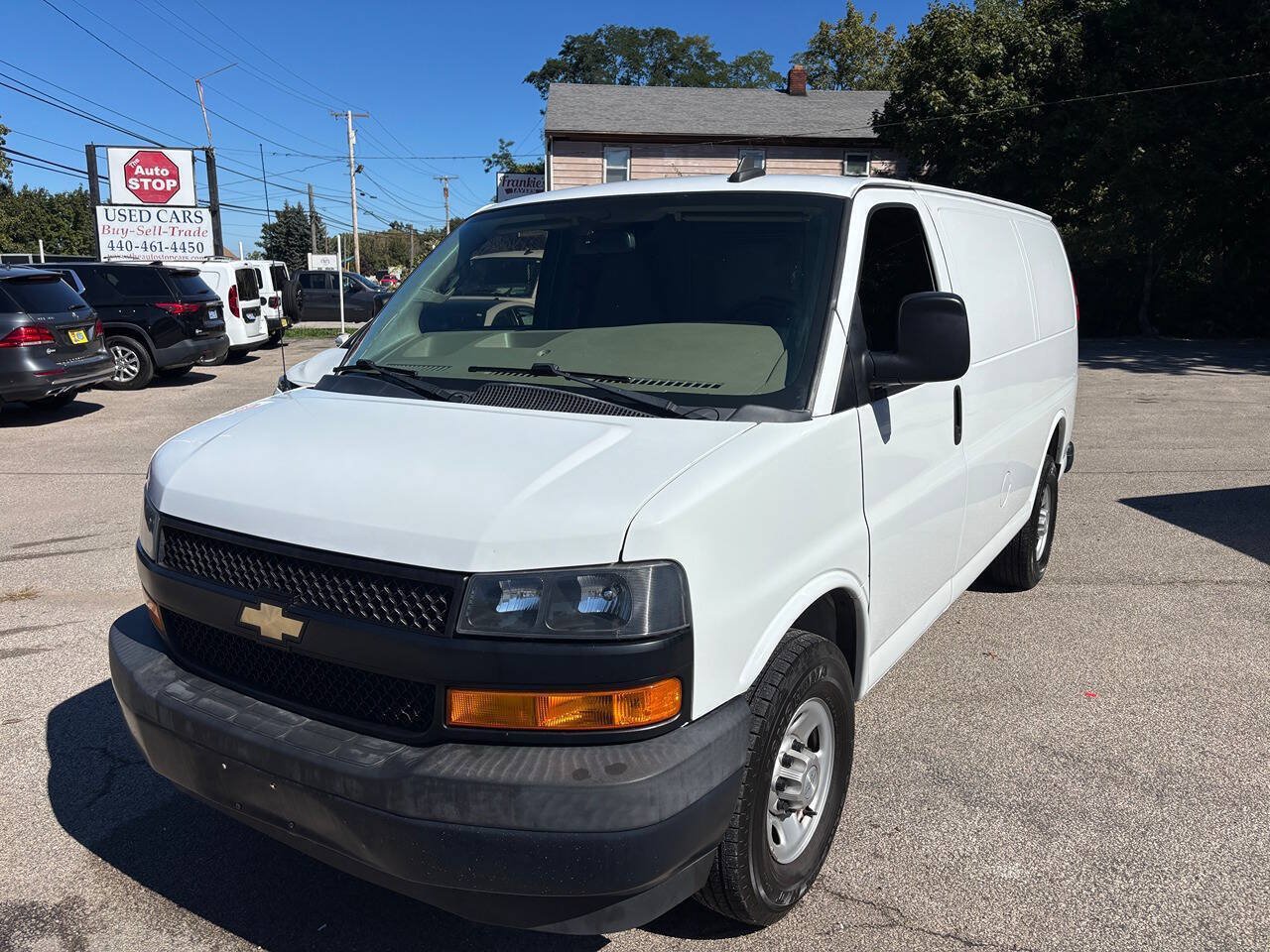 Used 2019 Chevrolet Express 2500 w/ Driver Convenience Package RWD image 7