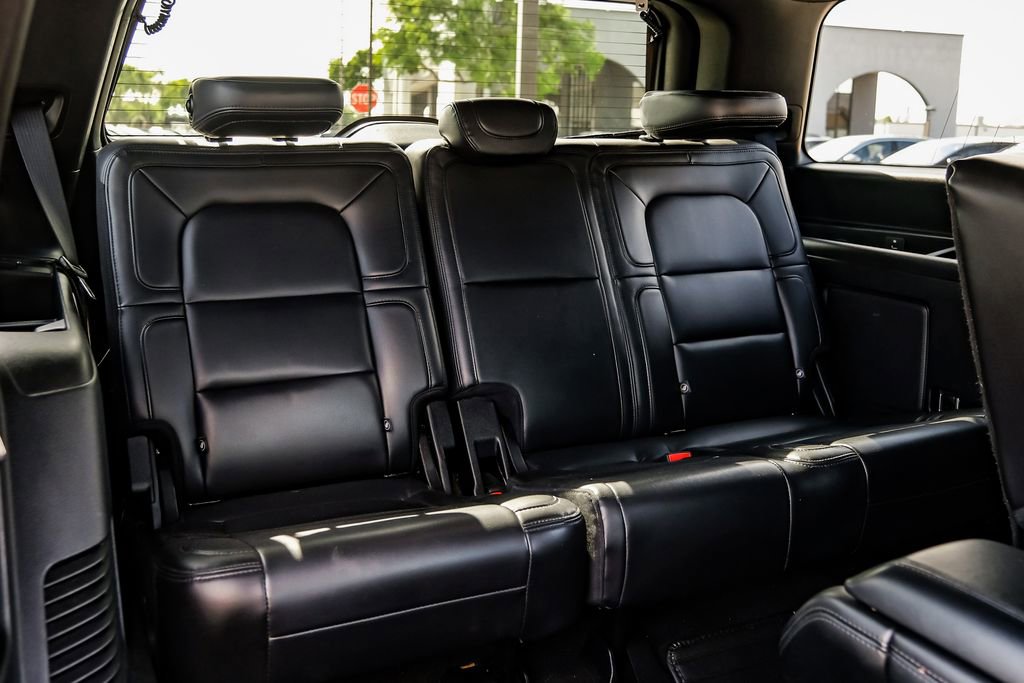 Used 2020 Lincoln Navigator Reserve RWD image 49