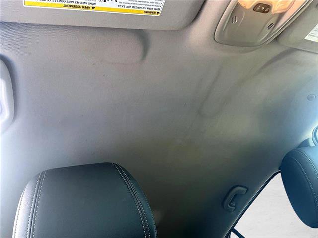 Used 2020 Buick Encore GX Preferred w/ Cold Weather Comfort Package FWD image 17