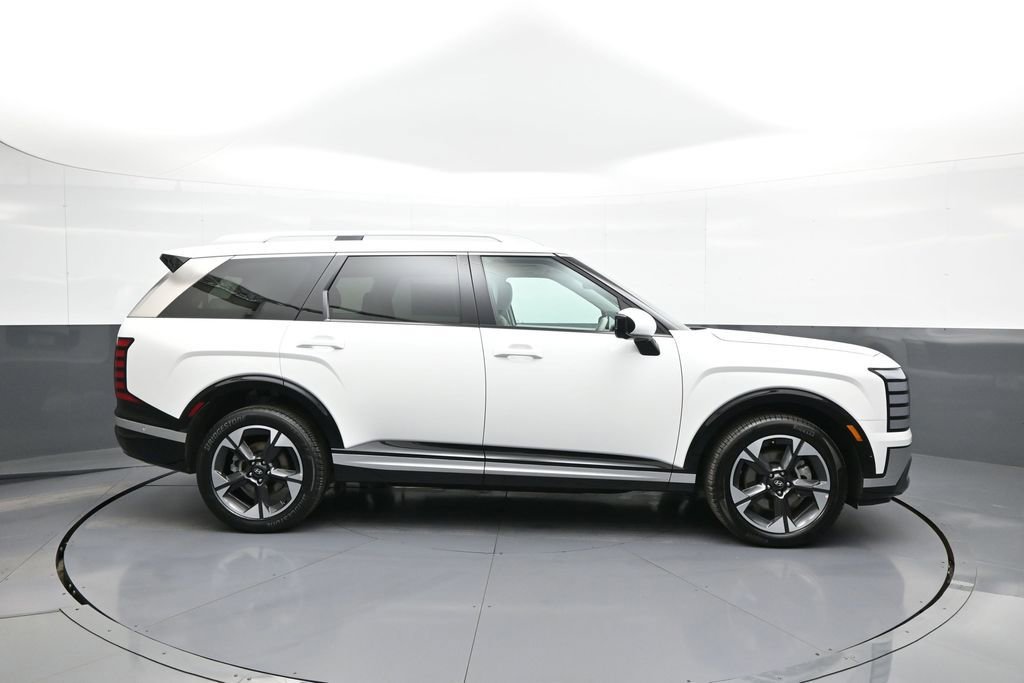 Used 2026 Hyundai Palisade Limited AWD/4WD image 5