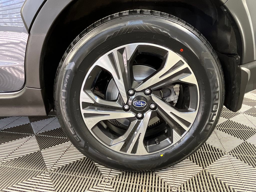 Used 2024 Subaru Crosstrek 2.0i Premium image 17