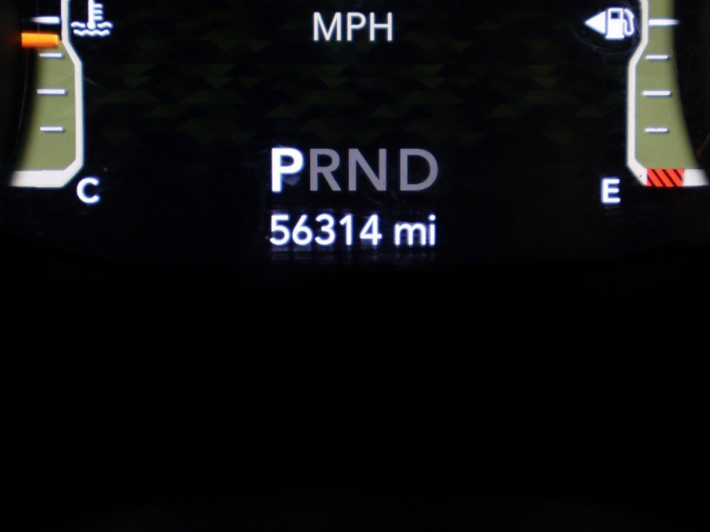 Used 2020 Jeep Wrangler Unlimited Sahara w/ Uconnect 4C Nav & Sound Group image 30