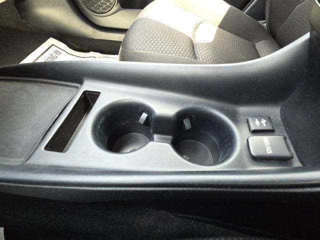 Used 2020 Toyota Prius LE FWD image 28