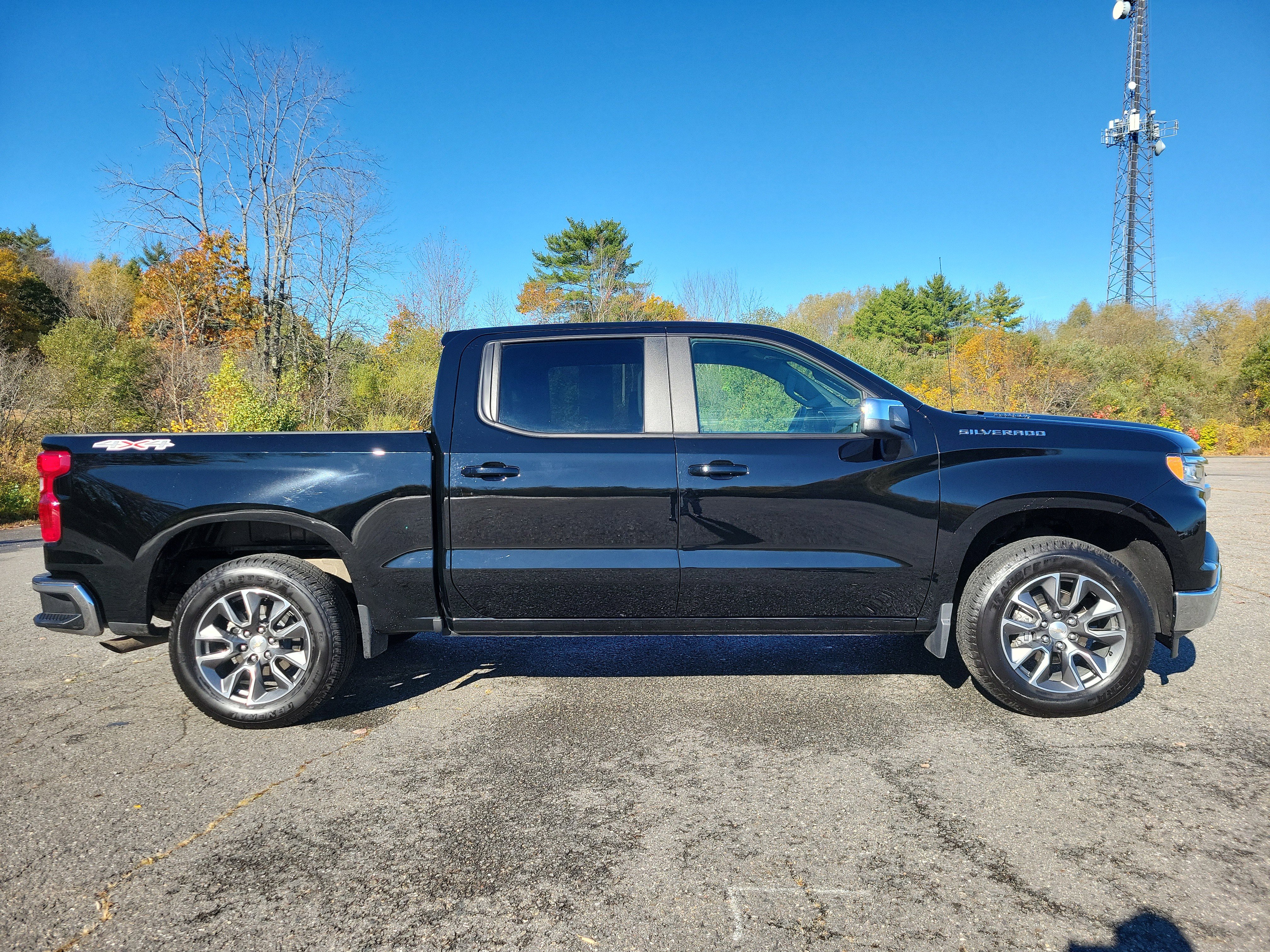 Certified 2025 Chevrolet Silverado 1500 LT image 4
