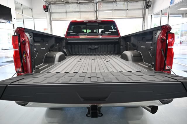 New 2026 Chevrolet Silverado 2500 LTZ w/ LTZ Premium Package AWD/4WD image 8