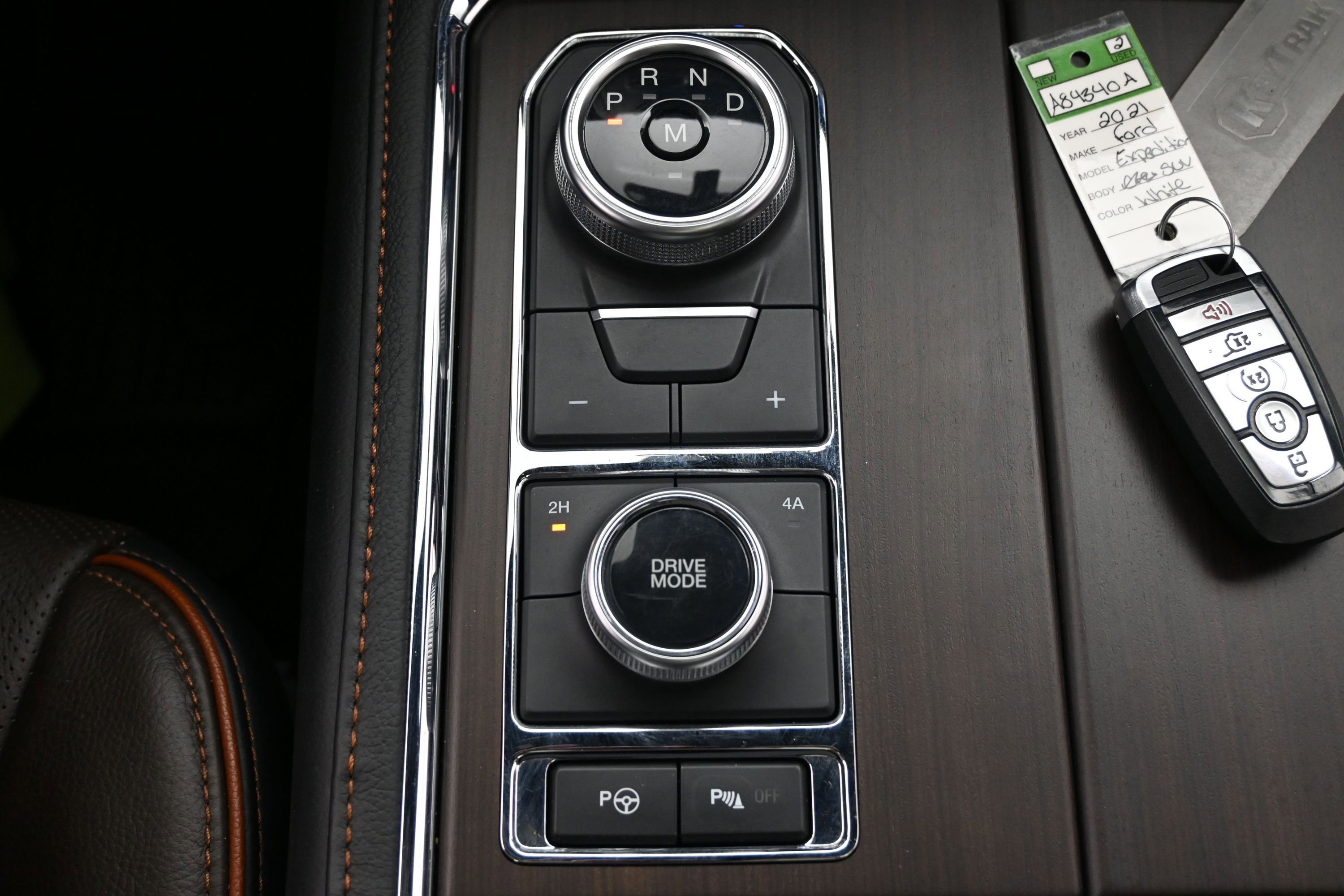 Used 2021 Ford Expedition King Ranch w/ Cargo Package AWD/4WD image 38
