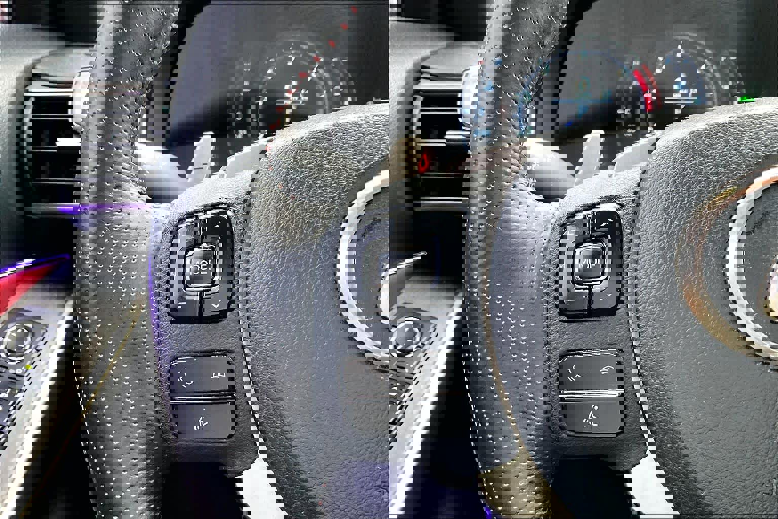 Used 2019 Lexus IS 300 F Sport w/ F Sport Package image 23